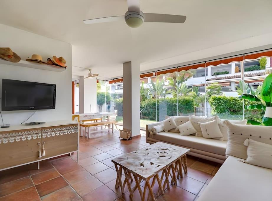 Apartamento Bajo En *